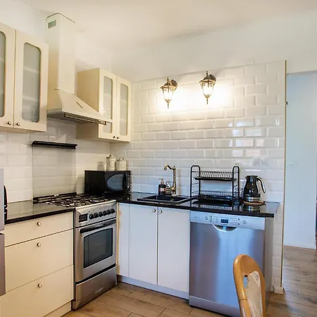 3 Bedroom Cozy In Nyaraló Sobącz