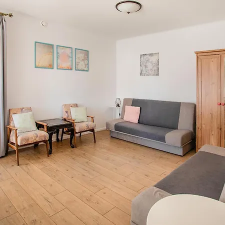 3 Bedroom Cozy In Nyaraló Sobącz